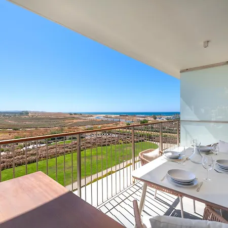 Cond Bayline - Abrotea - Pool - Gym - - - By Bedzy Apartment