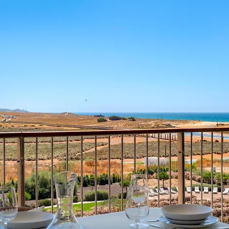 Cond Bayline - Abrotea - Pool - Gym - - - By Bedzy