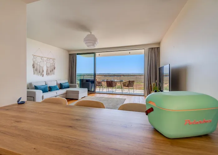 Cond Bayline - Abrotea - Pool - Gym - - - By Bedzy Armacao de Pera