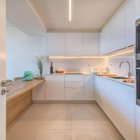 Cond Bayline - Abrotea - Pool - Gym - - - By Bedzy