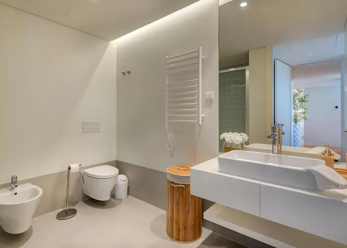 Apartamento Cond Bayline - Abrotea - Pool - Gym - - - By Bedzy