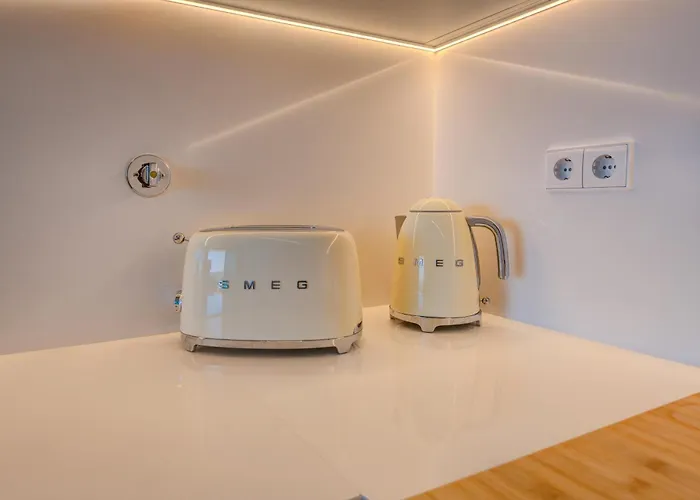 Apartamento Cond Bayline - Abrotea - Pool - Gym - - - By Bedzy Armação de Pêra