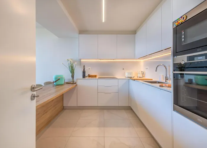 Cond Bayline - Abrotea - Pool - Gym - - - By Bedzy