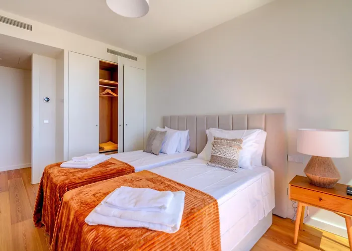 Apartamento Cond Bayline - Abrotea - Pool - Gym - - - By Bedzy *